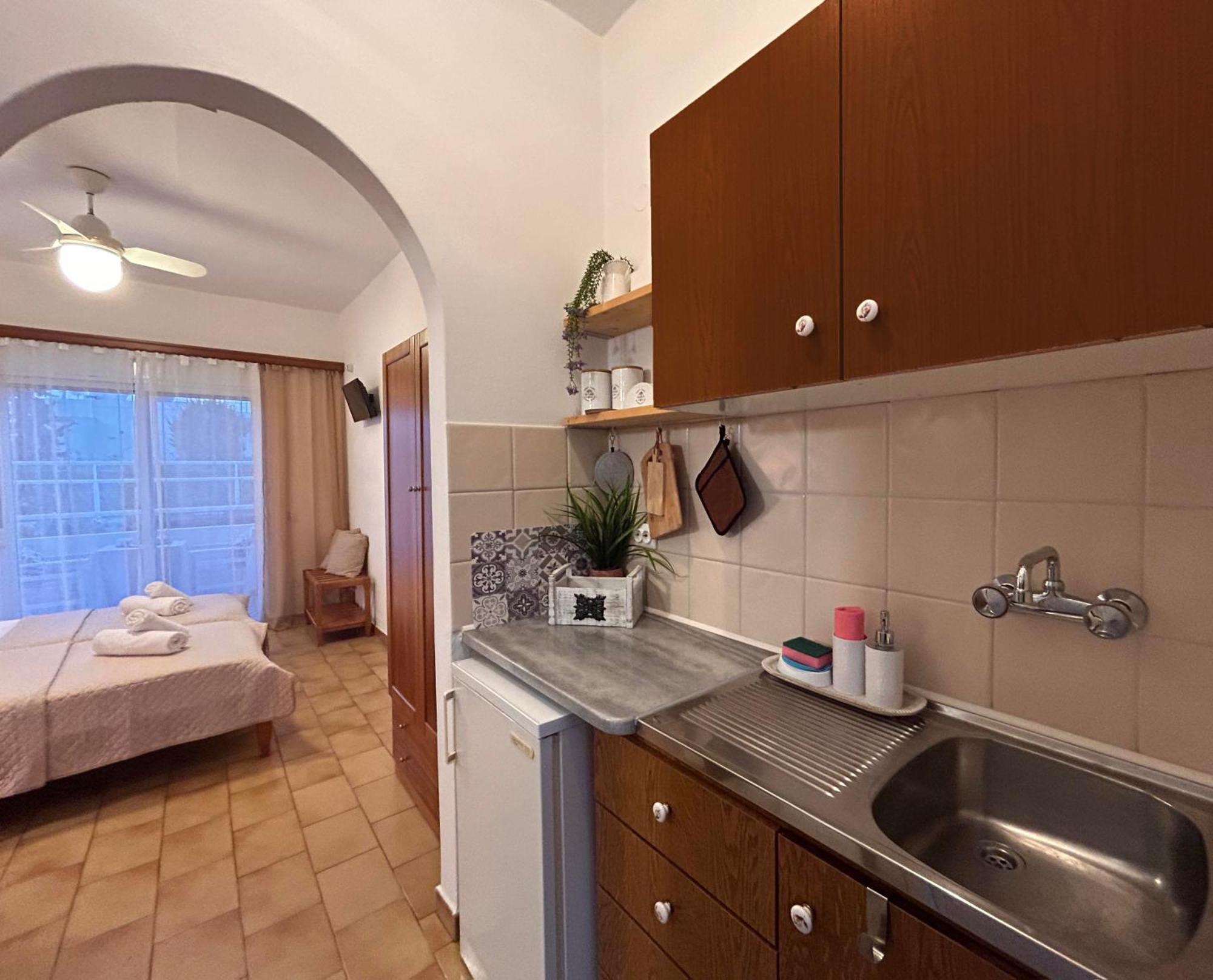 Angelos Studios 1-2 In Faliraki Rhodes-Ground Floor Bagian luar foto